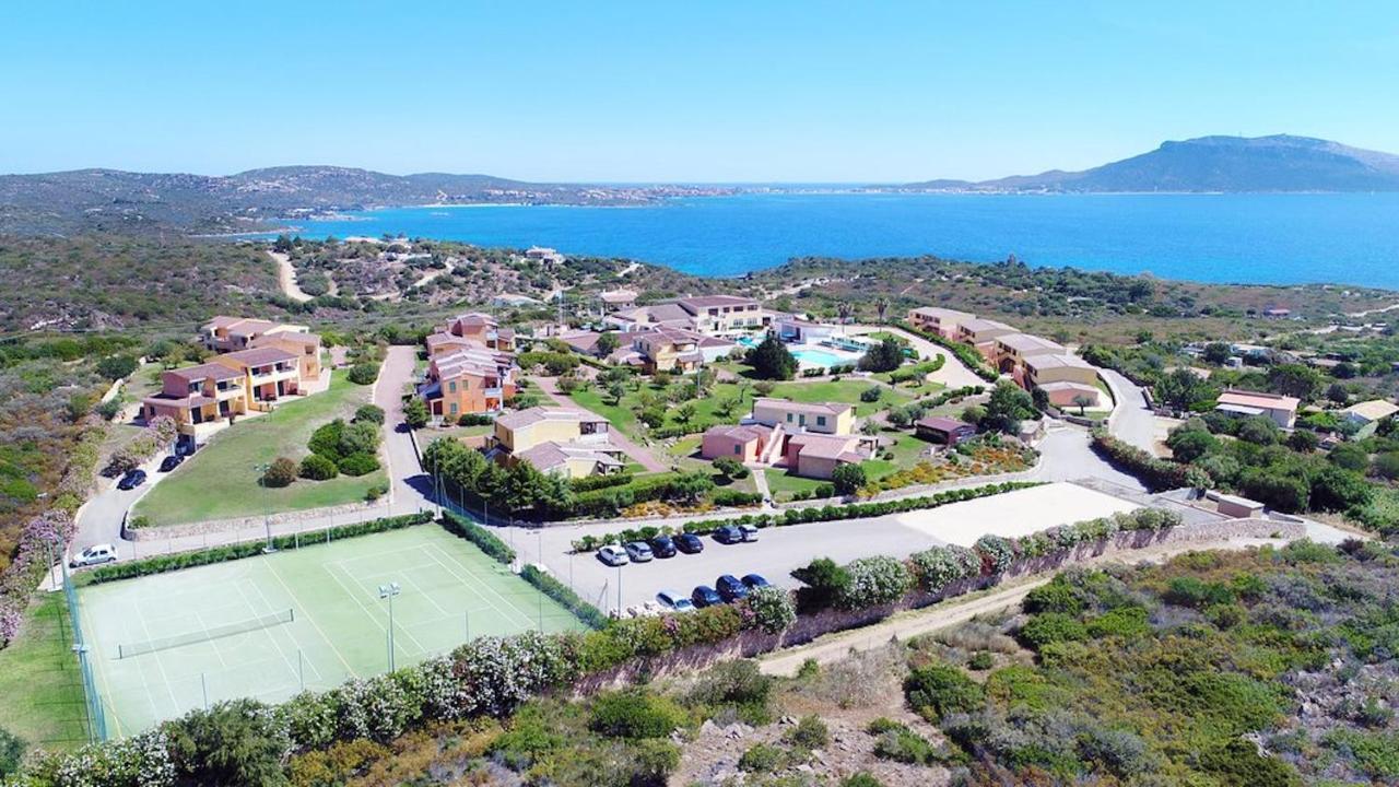 Hotel Baia Aranzos Pittulongu Buitenkant foto