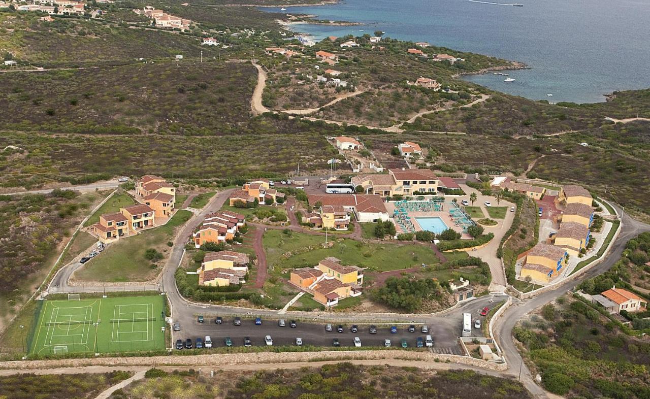Hotel Baia Aranzos Pittulongu Buitenkant foto